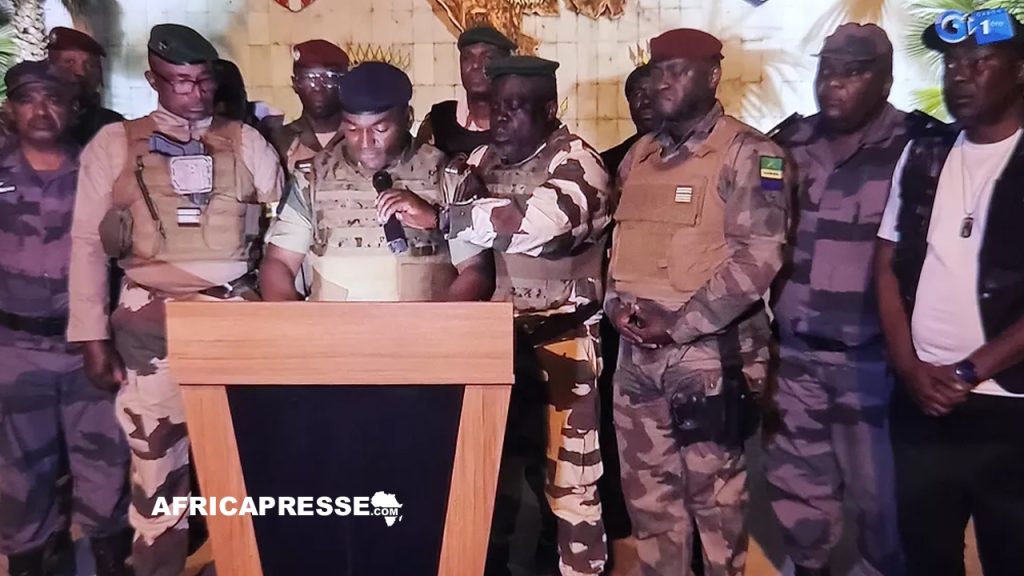 Coup Detat Au Gabon Les Militaires Renversent Le Pouvoir En Place